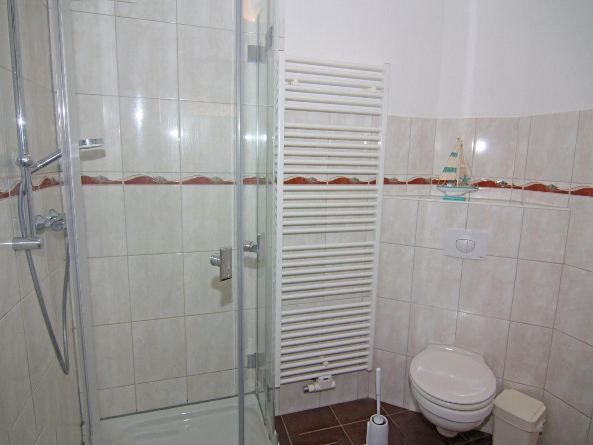 Inviting Holiday Home With Garden Trassenheide Εξωτερικό φωτογραφία